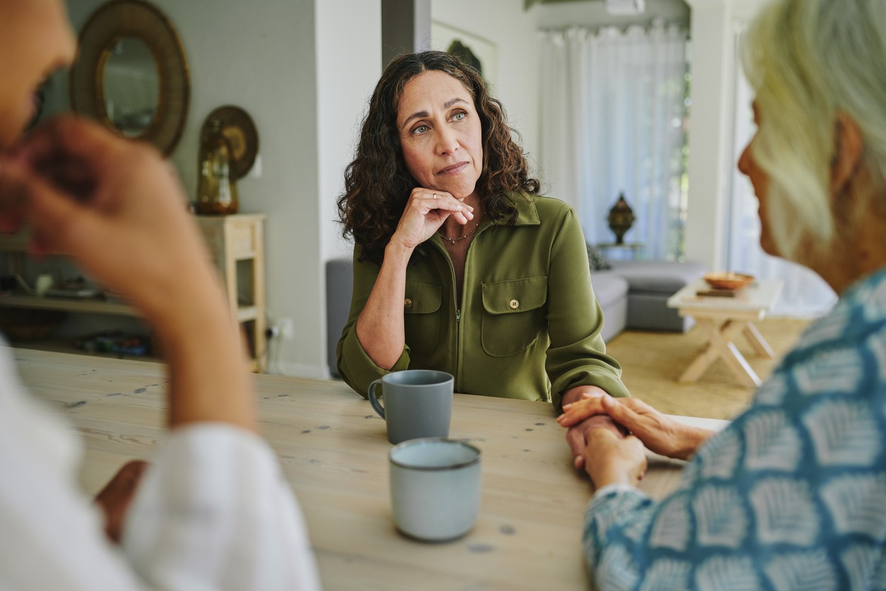 why-more-women-use-online-fundraising-for-medical-expenses